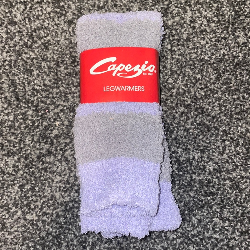 Soft capezio leg warmers